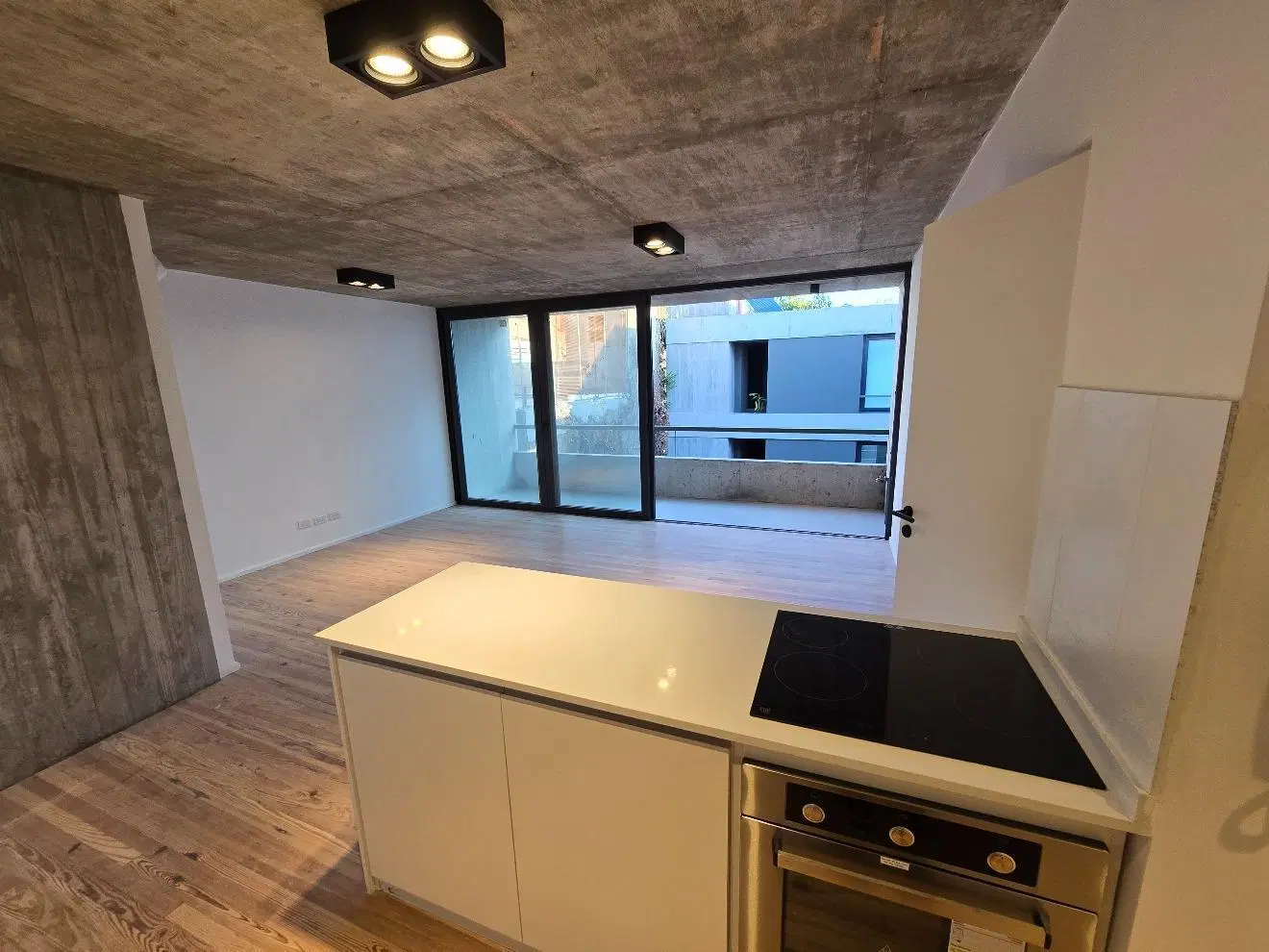 Impecable 2 Ambientes a estrenar con doble cochera en el corazón de San Isidro 3