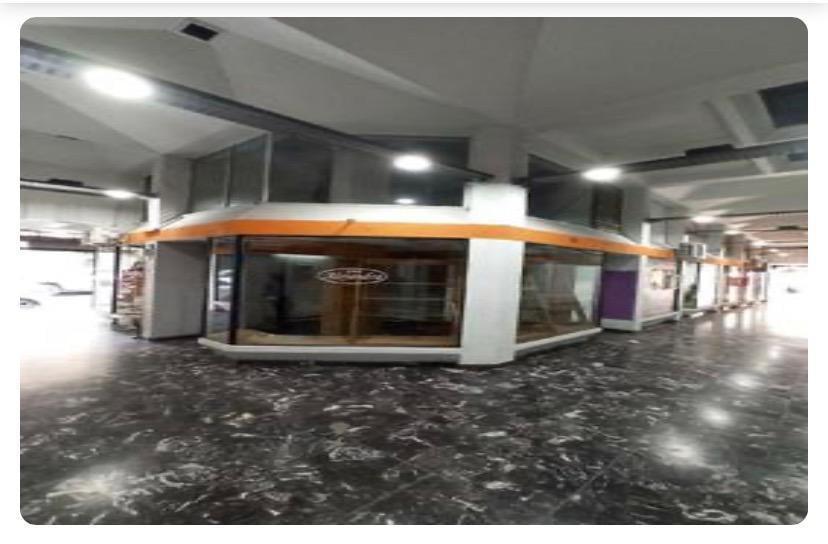 Foto de Local comercial en galería, imagen 2
