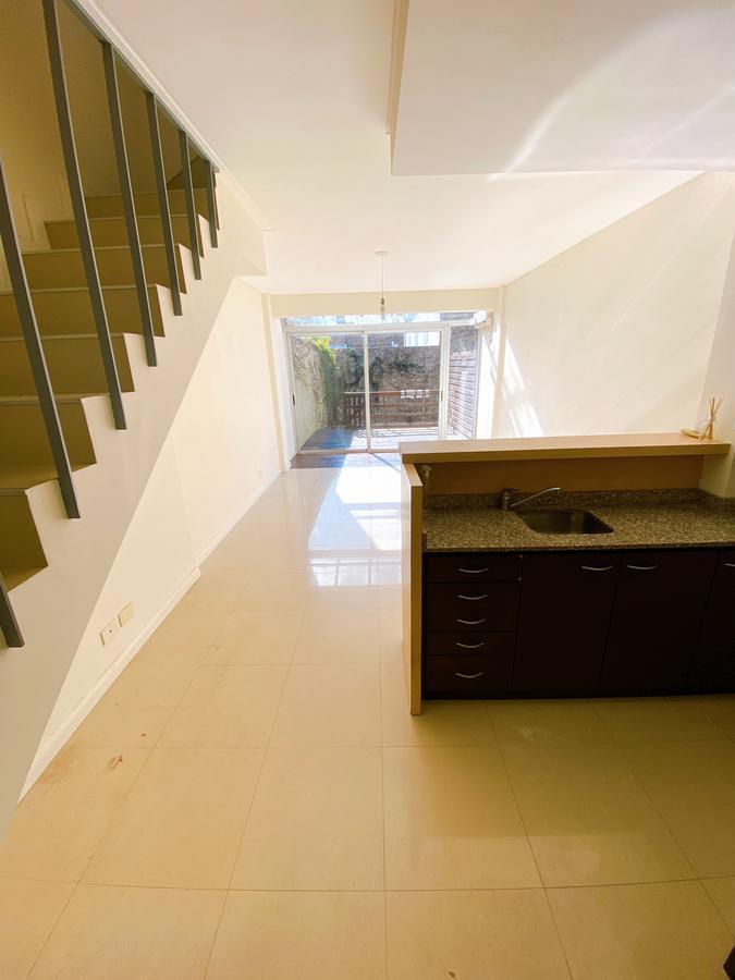 Duplex en San Fernando con Jardín y Cochera Propia. 2