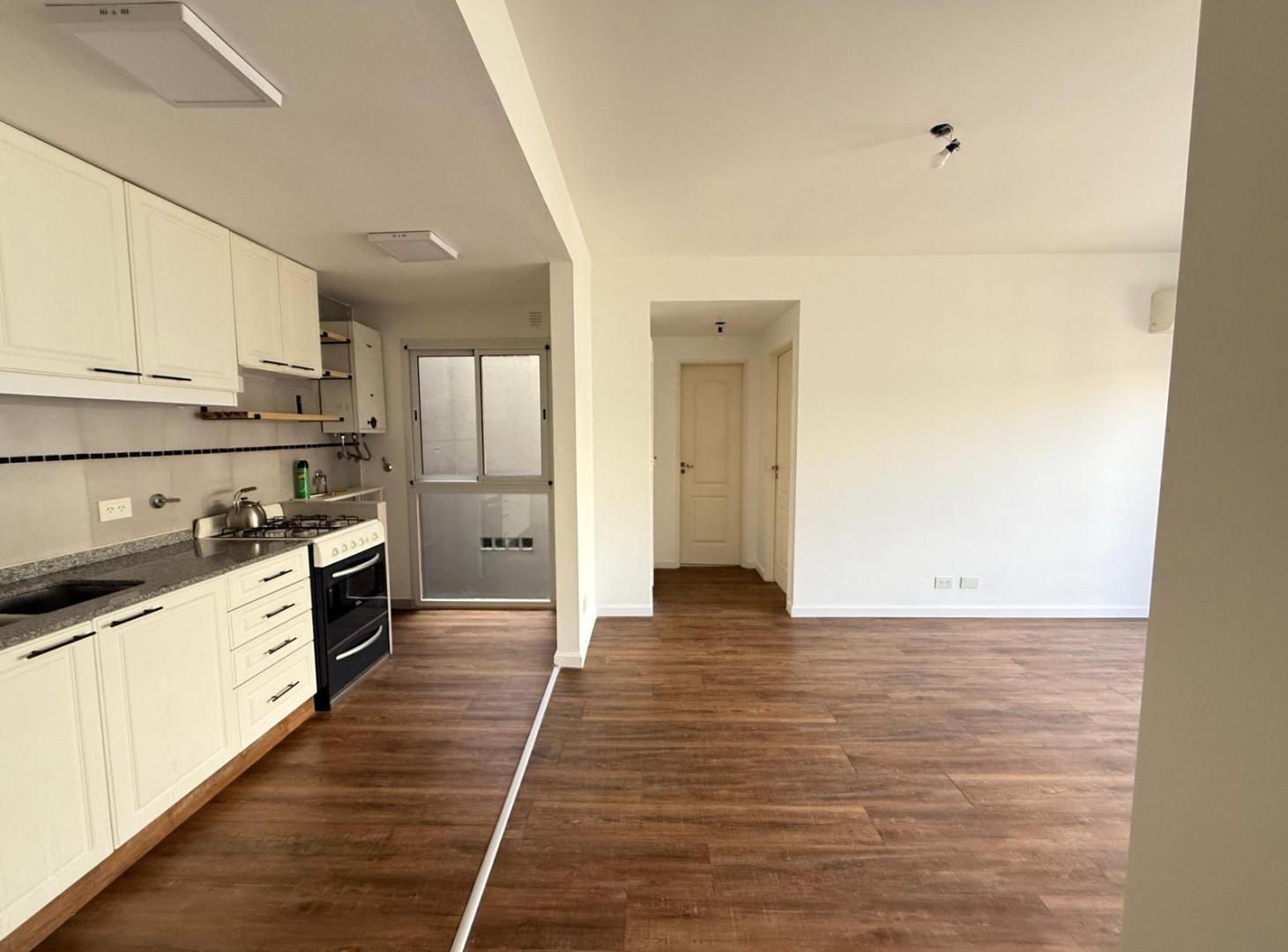 Departamento con cochera EN ALQUILER Y EN VENTA