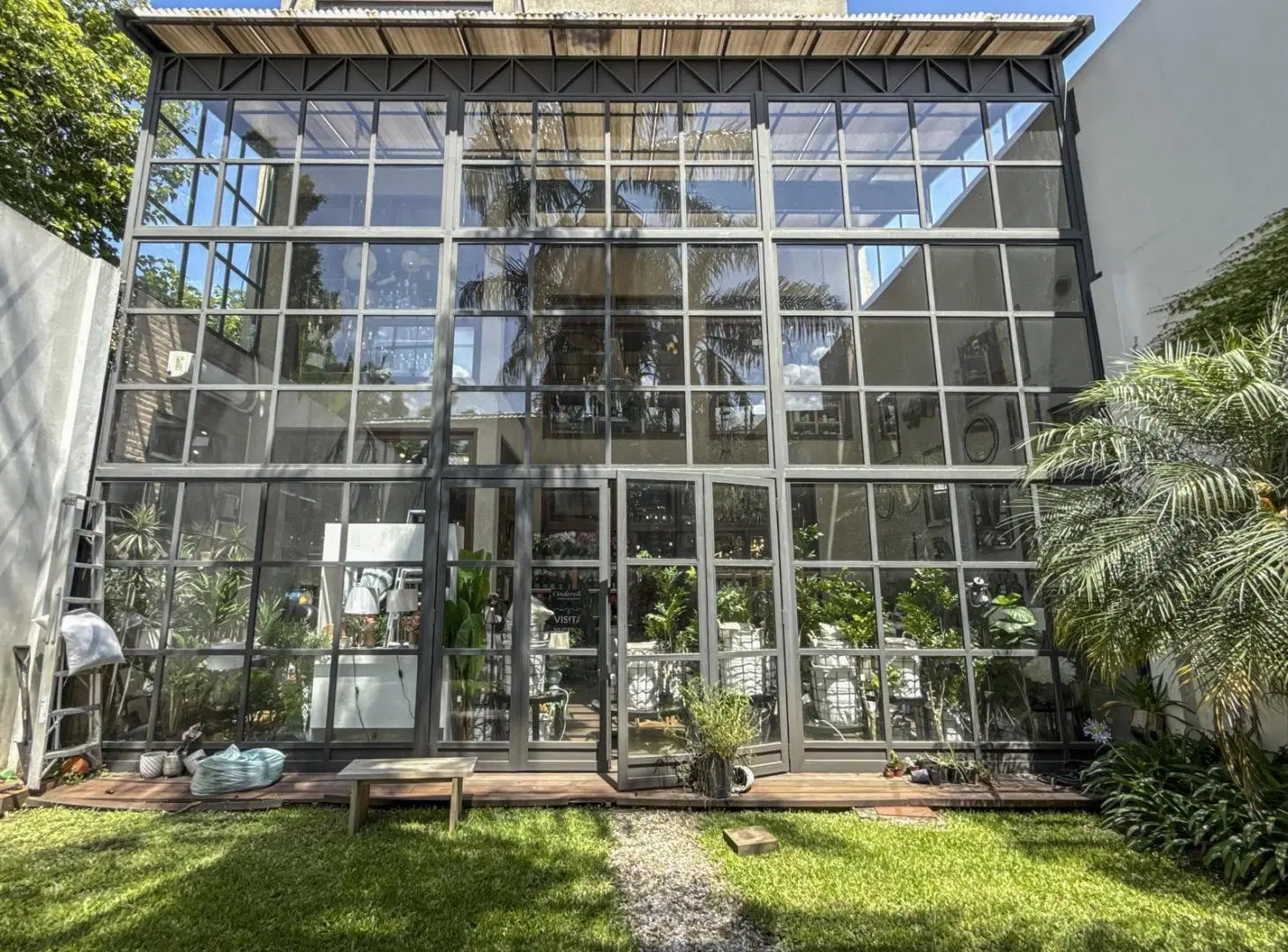 Importante local en alquiler y venta 4
