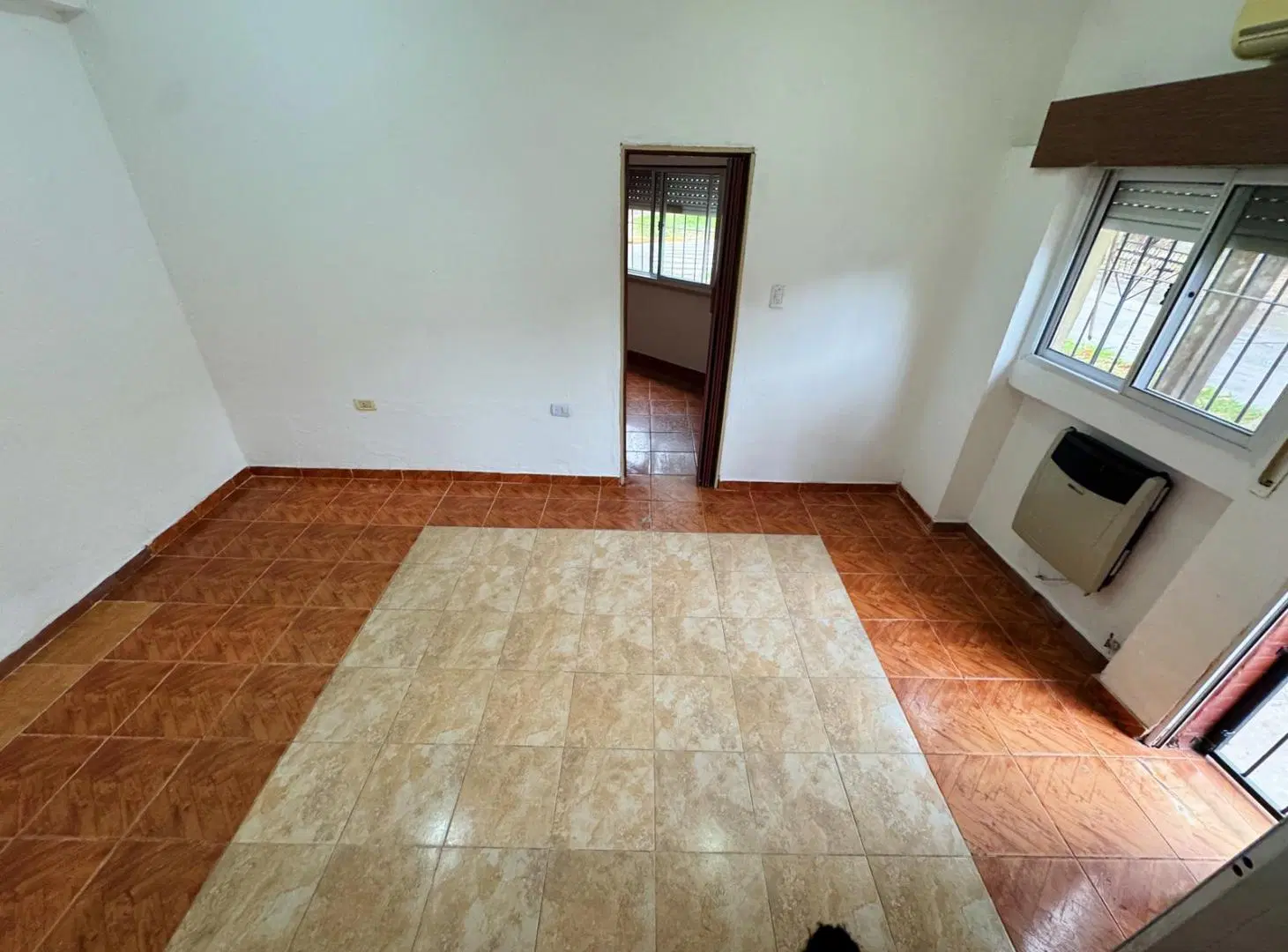 Casa tipo PH al frente en alquiler  en Tigre 5