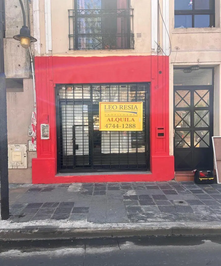 Local comercial en alquiler en San Fernando. 2