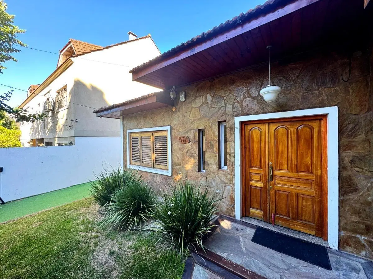 Casa en venta en Punta Chica! 3