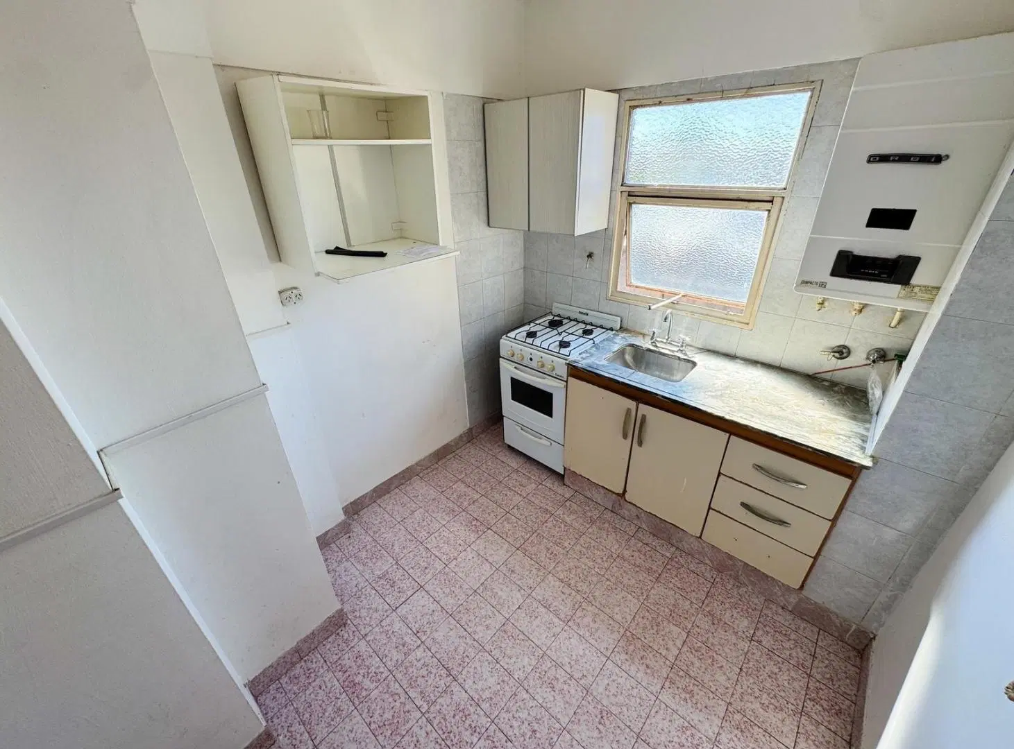Departamento monoambiente en venta en San Fernando 4