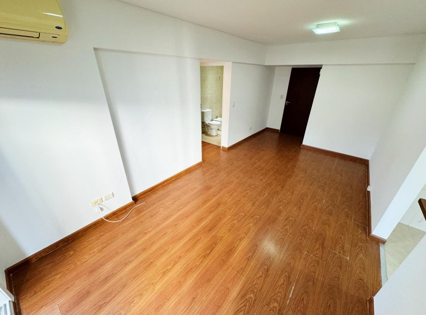 Foto de Departamento en alquiler en TORRE JACARANDA, imagen 3
