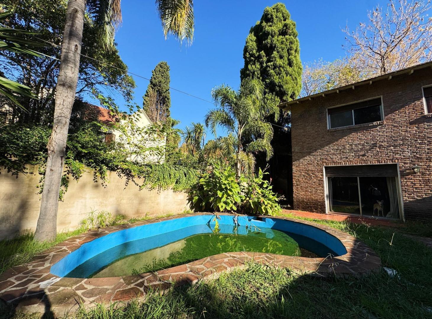 Foto de Casa en venta para refaccionar en Punta Chica, imagen 2