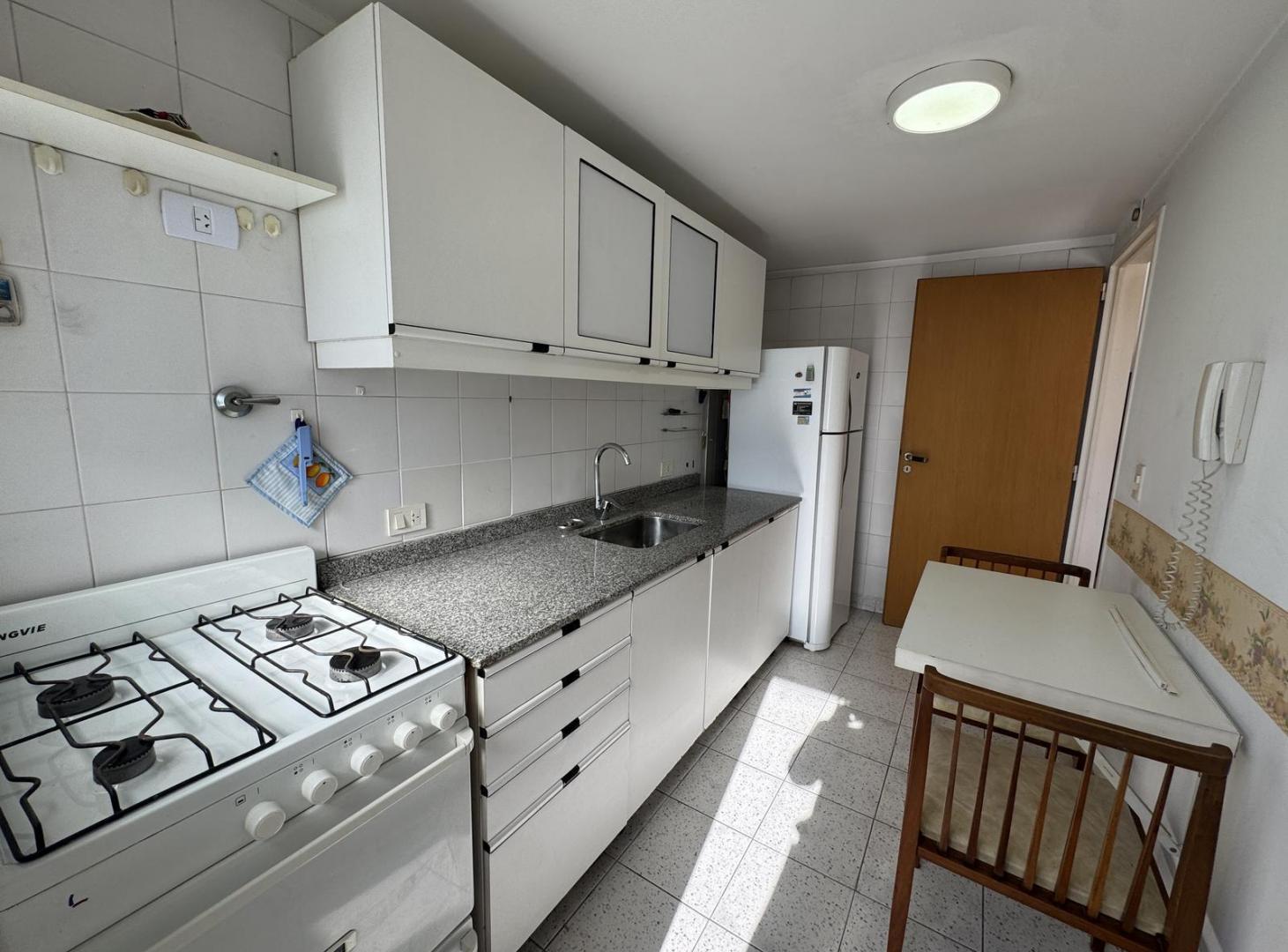 Foto de Departamento de dos ambientes a la venta en edificio de categoría, imagen 2