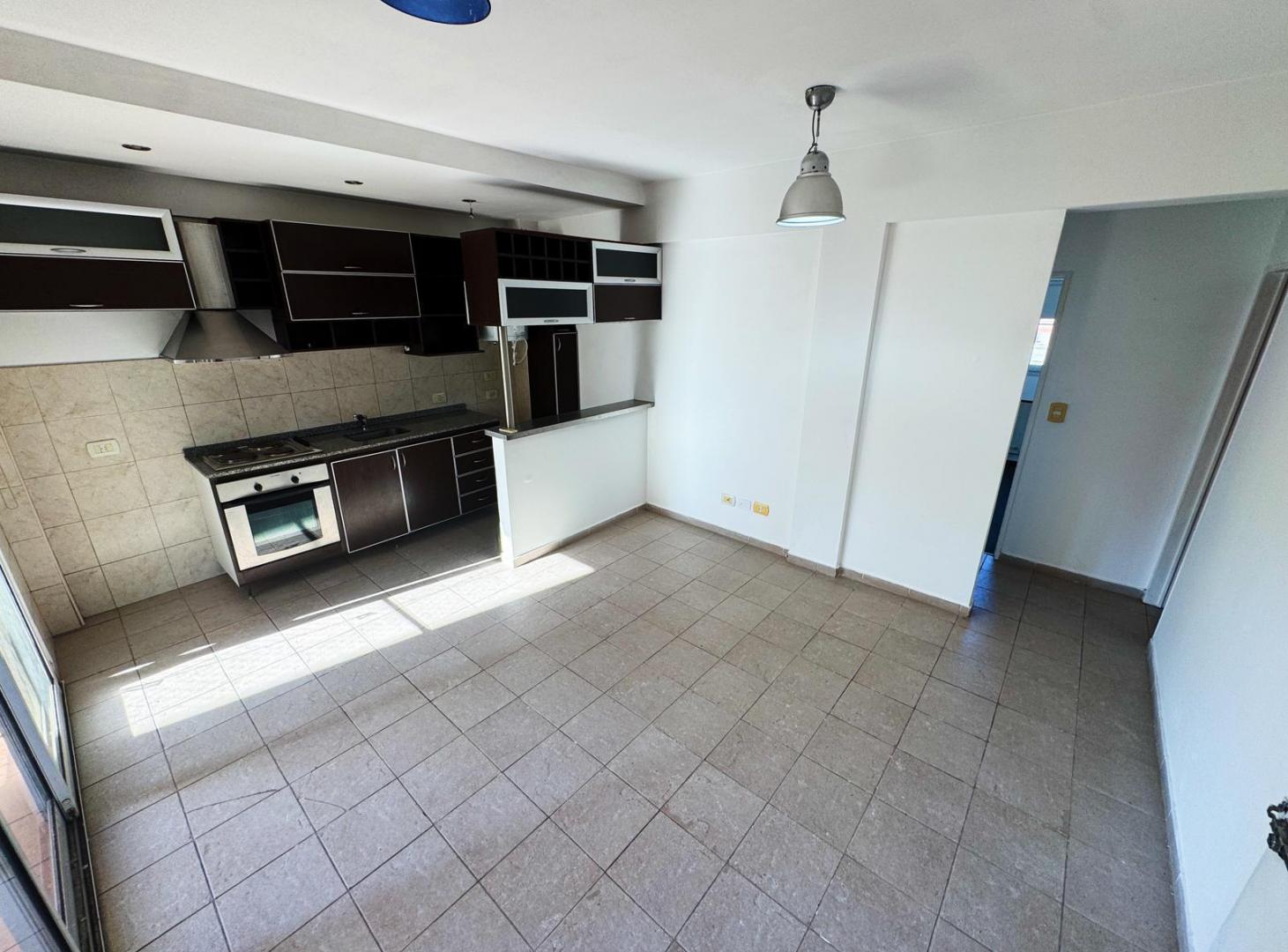 Foto de Departamento con cochera en alquiler en San Fernando, imagen 2