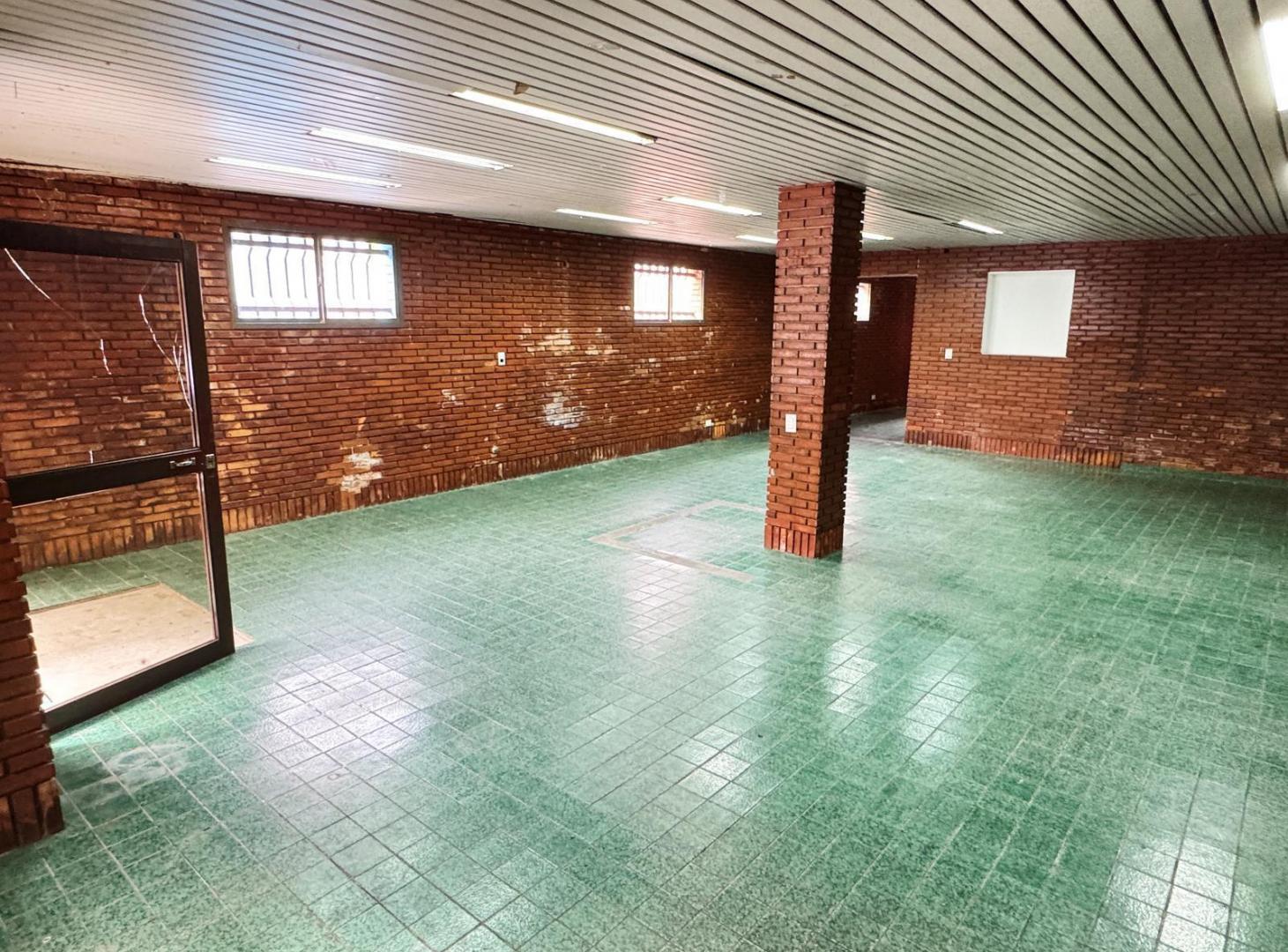 Foto de Local comercial en alquiler de 180 Mts totales., imagen 4