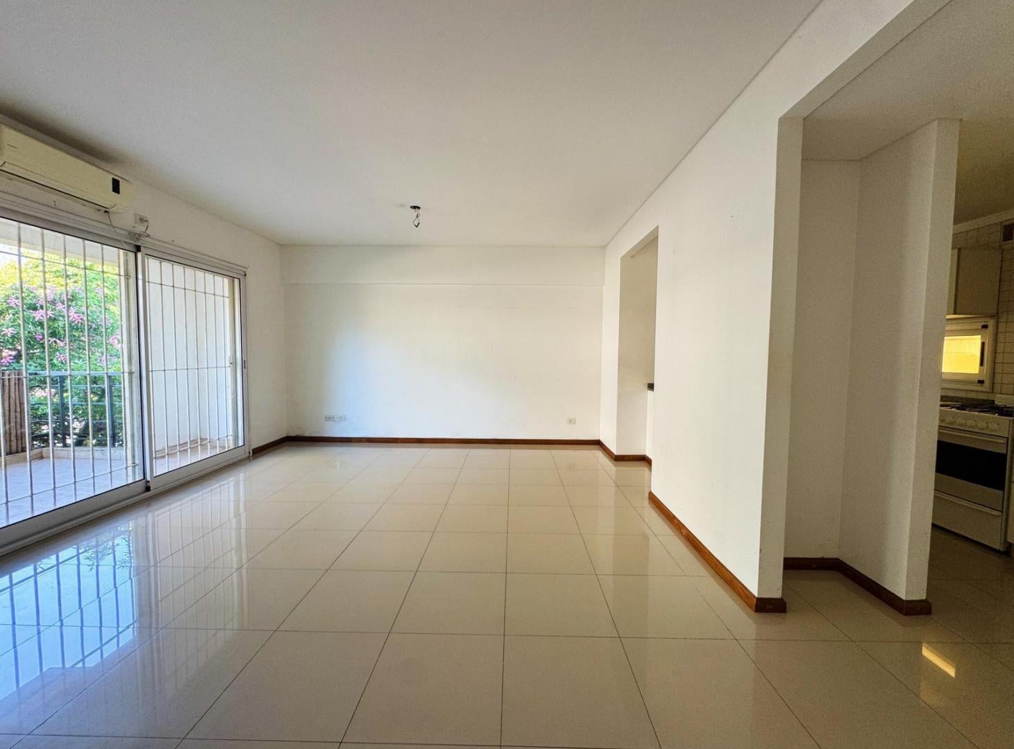 Foto de Departamento con cochera cubierta a la venta en San Fernando centro, imagen 4