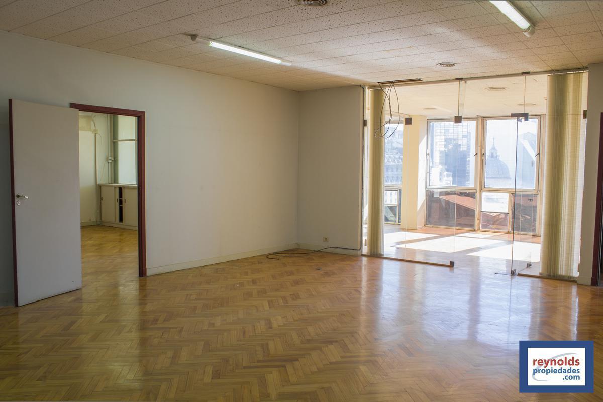 Oficina de 600 m² en Venta - Monserrat 4
