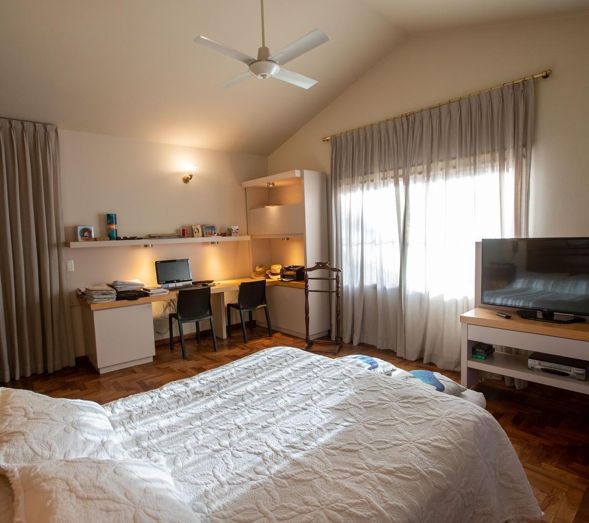 Villa Allende, Córdoba, Guayaquil Al 1500 5