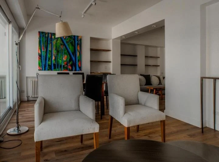 ¡Piso alto c/balcón terraza, c/3 dormitorios y cochera! 4