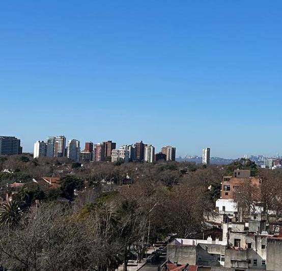 Excelente, Luminoso y Amplio Departamento en el mejor sector de Martinez Centro 2
