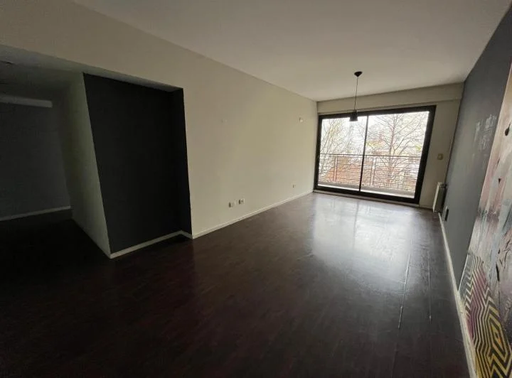 Departamento 3 ambientes con balcón en Palermo 3