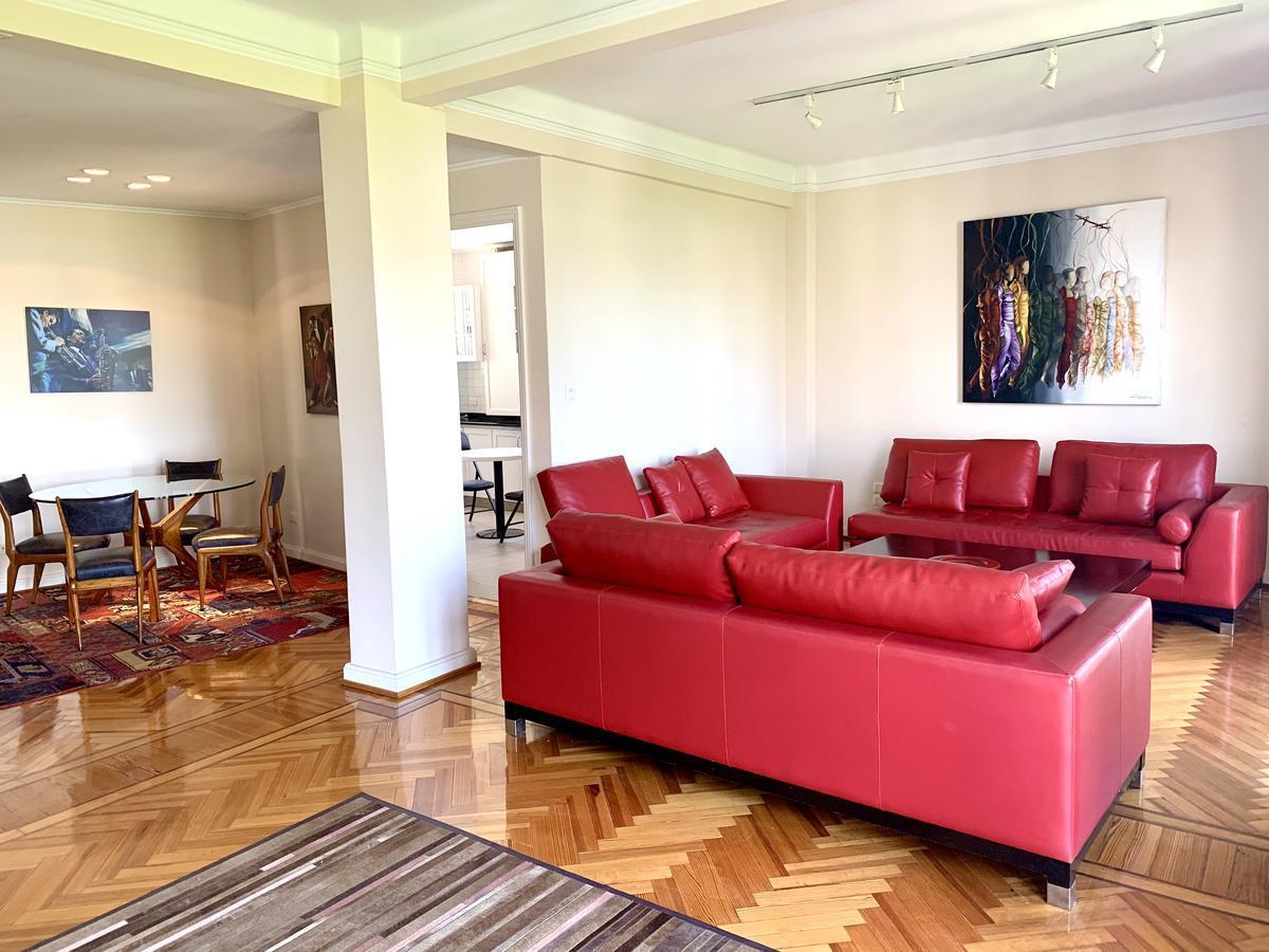 Luminoso departamento con enorme balcón en Recoleta en alquiler temporario