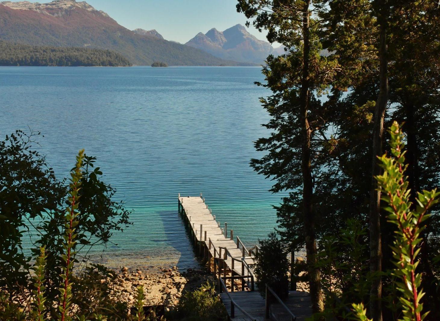 Terreno con vista y acceso a lago