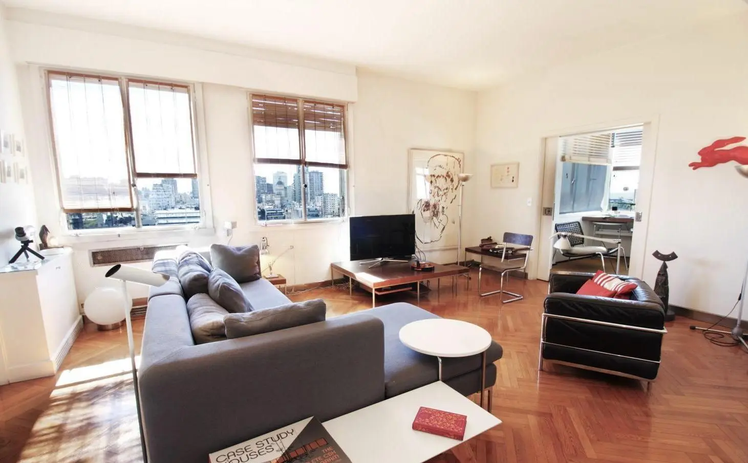 Proa única en Edificio Kavanagh, piso 17 de 180 m²- Plaza San Martín 3