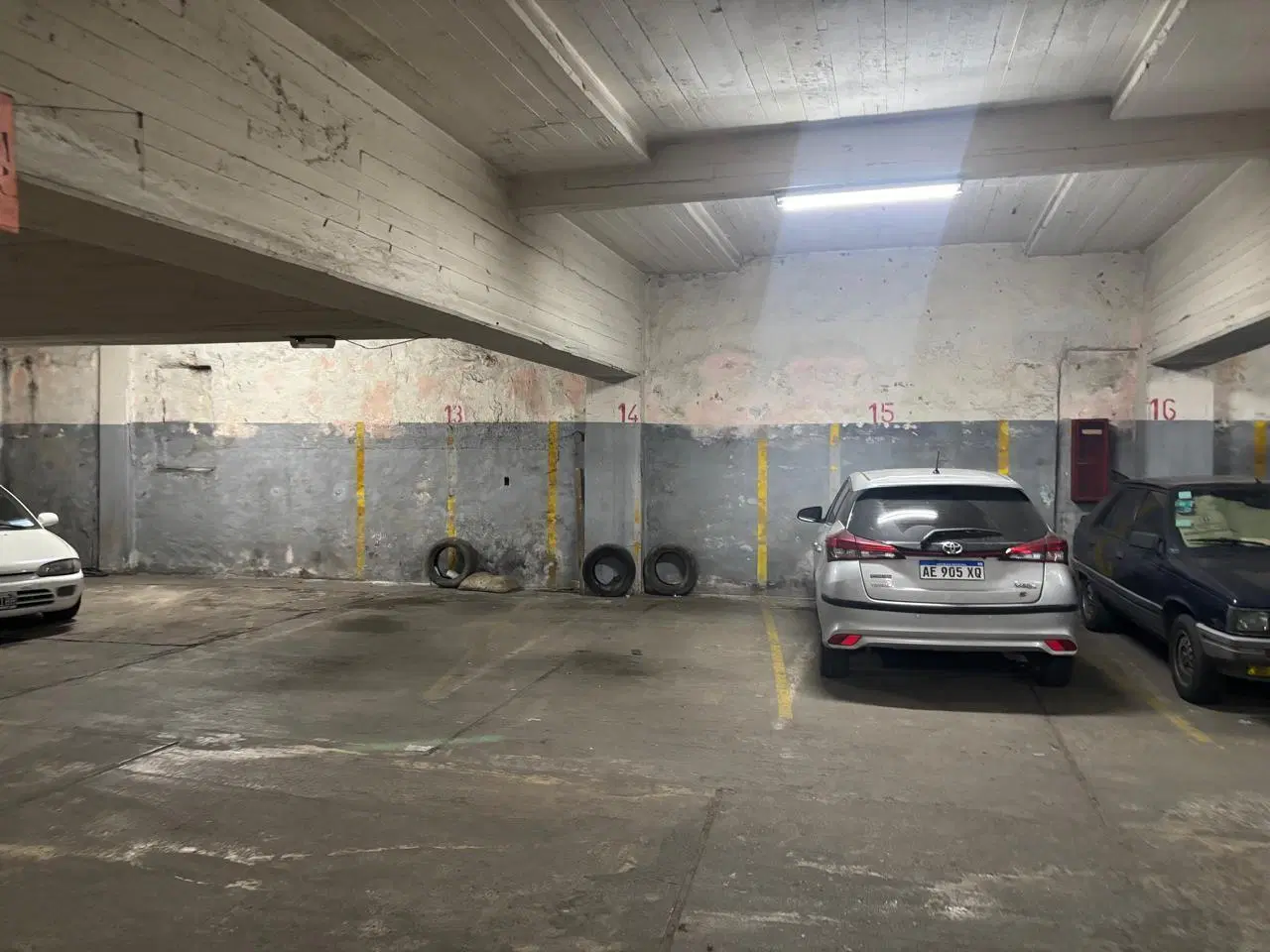 Se venden 26 Cocheras en bloque en Acassuso 3