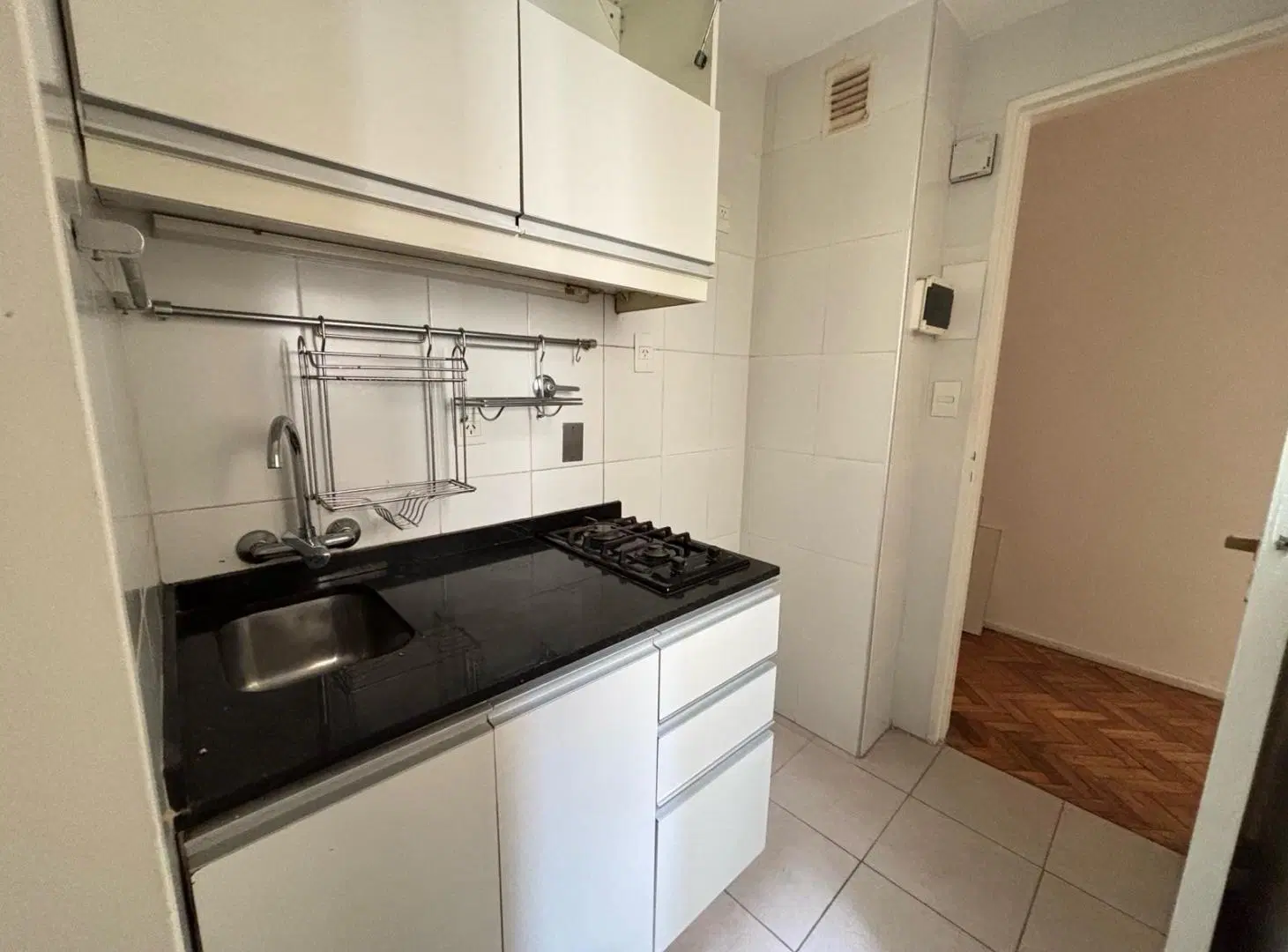 Monoambiente apto profesional en zona exclusiva de Recoleta 8