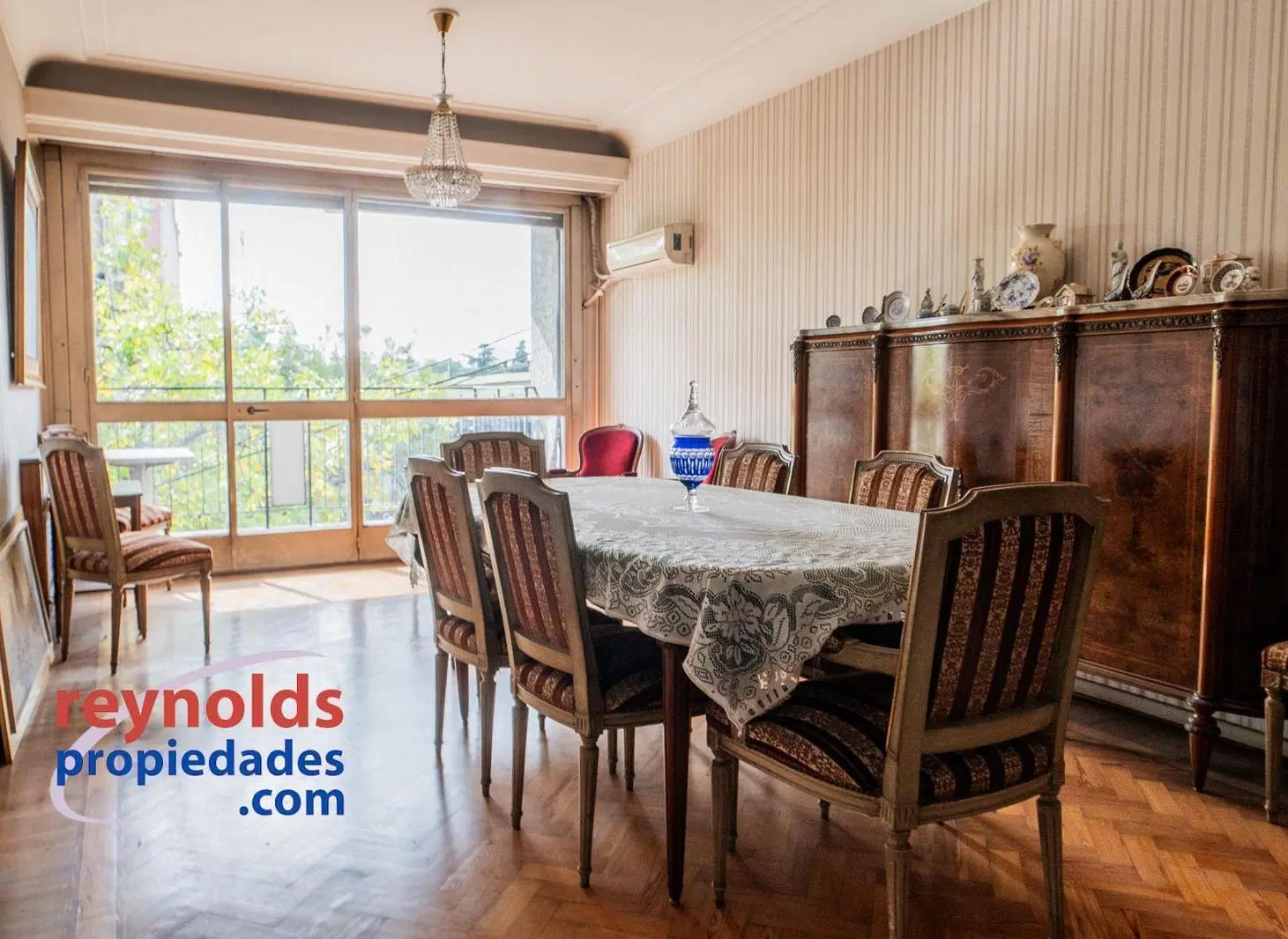 ¡VENTA 4 ambientes c/balcón, 2 baños, dependencia y baulera! 2