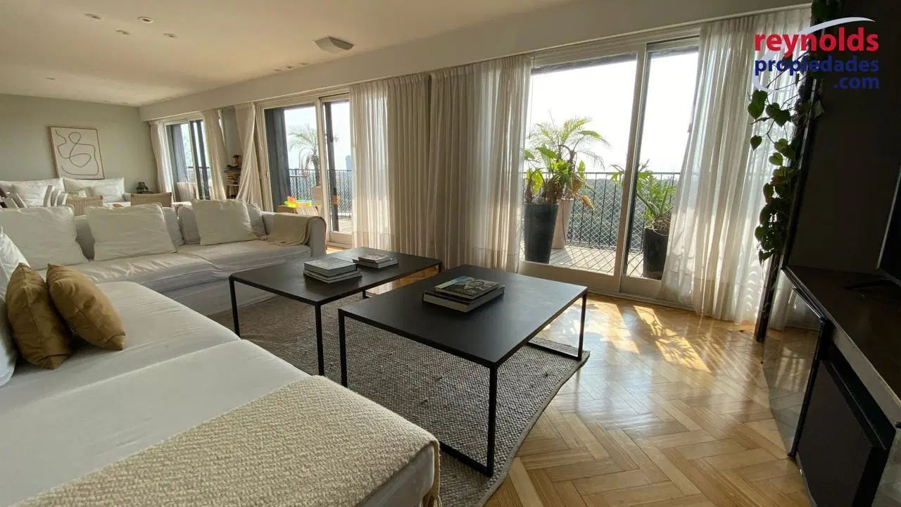 ¡ALQUILER piso alto al frente, vista al hipódromo y al río! 5