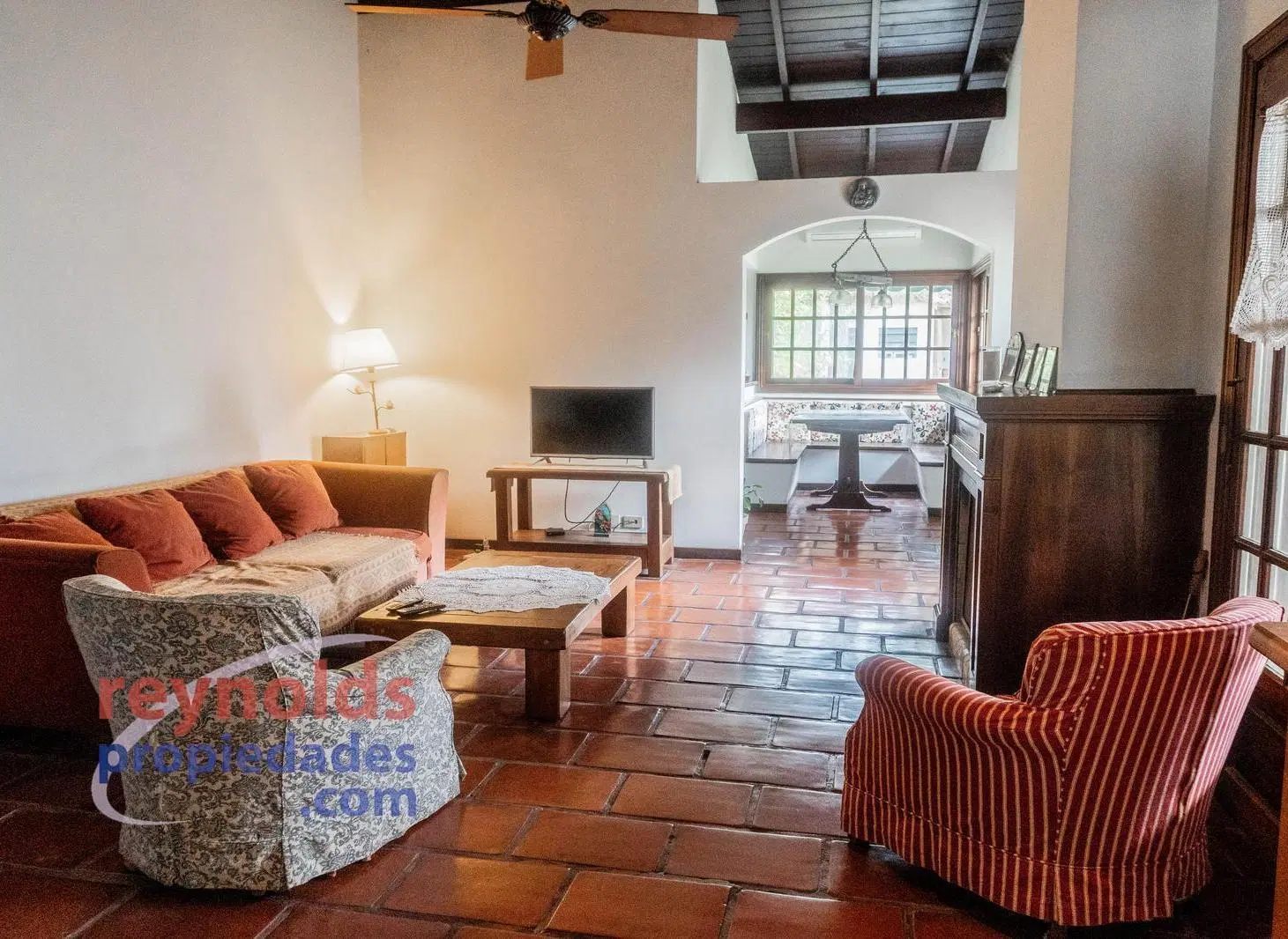 VENTA Casa muy prolija en una sola planta en Martinez 4