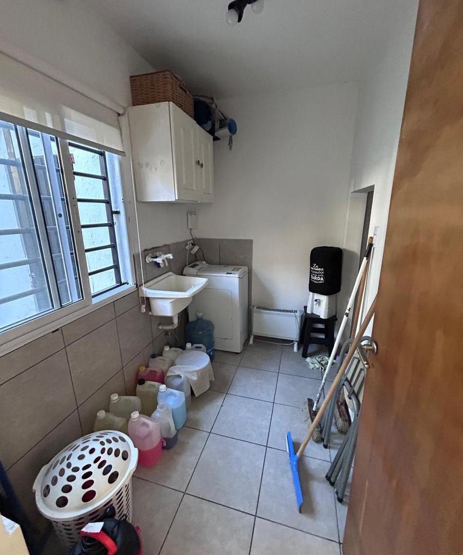 Foto de PH Tipo Casa al Frente con Jardín, Parrilla y Garage – Victoria Centro, imagen 3