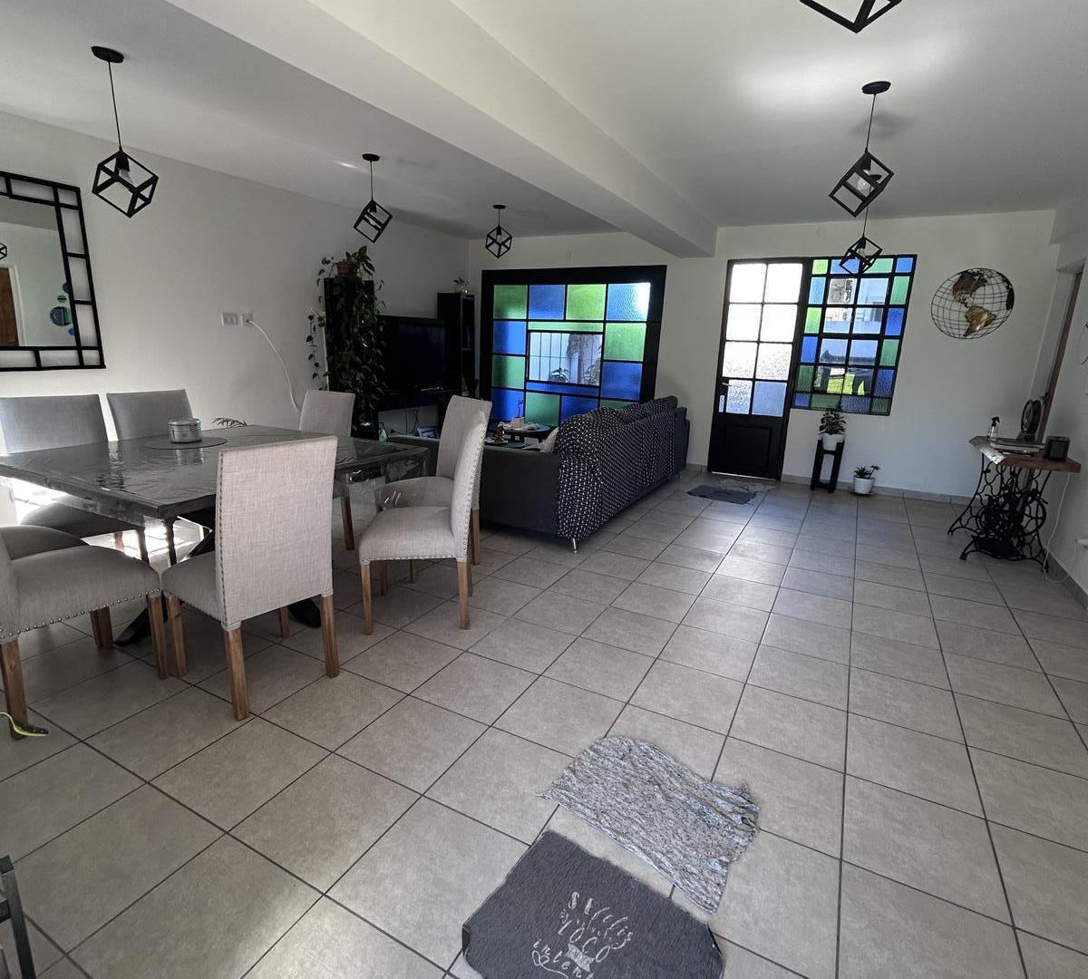 Foto de PH Tipo Casa al Frente con Jardín, Parrilla y Garage – Victoria Centro, imagen 4
