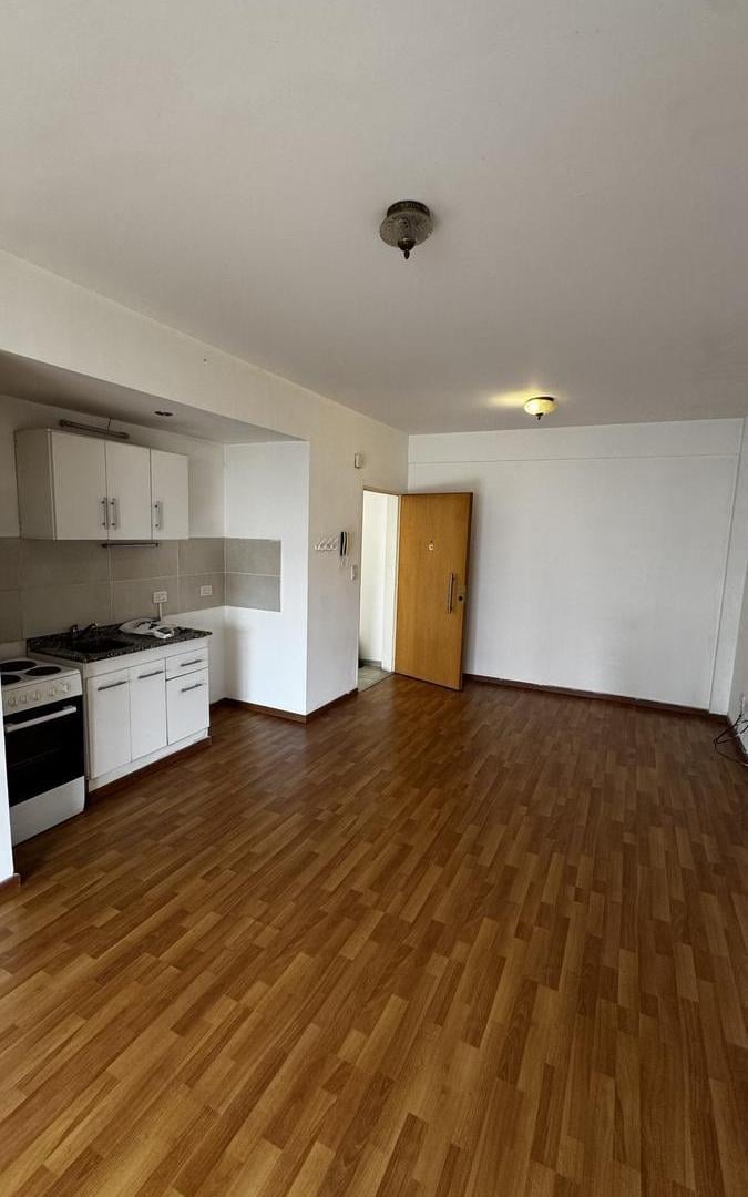 Foto de Monoambiente apto profesional en venta en Nuñez - Luminoso contrafrente, imagen 1