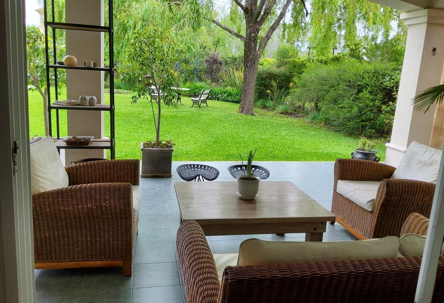 Foto de Casa de 7 ambientes en venta en Los Castores, Nordelta, imagen 1