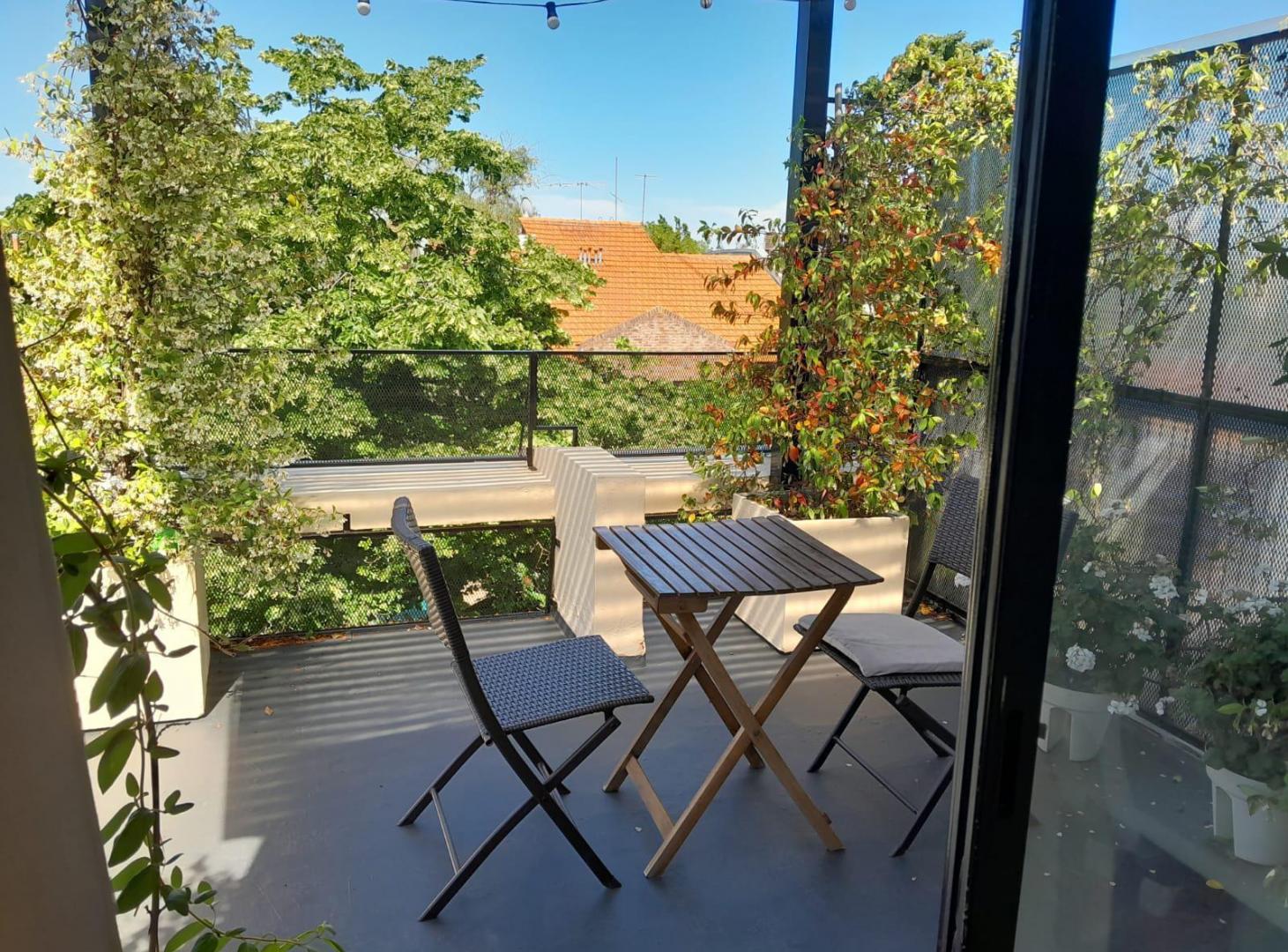 Foto de Impecable 3 ambientes con terraza y cochera en San Isidro., imagen 2