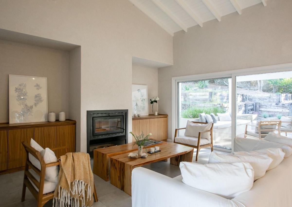 Casa a Estrenar 6 Ambientes en Barrio Costa Esmeralda 1