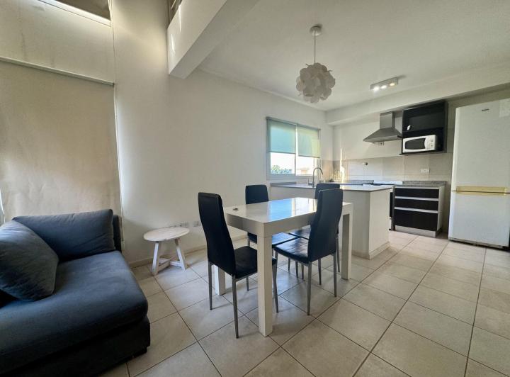 Departamento en duplex en alquiler El Palmar Nordelta 4