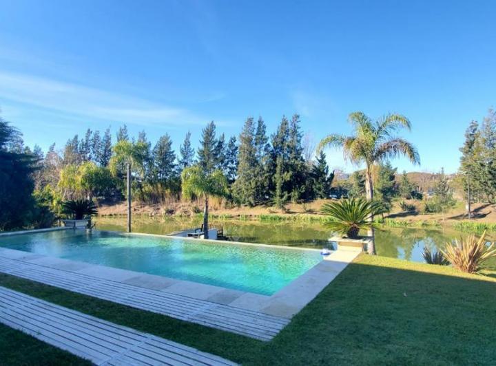 Casa - Barrancas del Lago 3