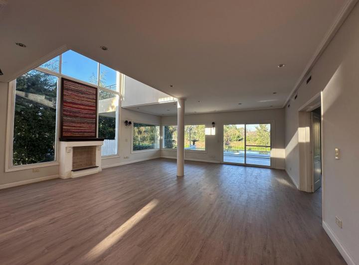Casa - Barrancas del Lago 4