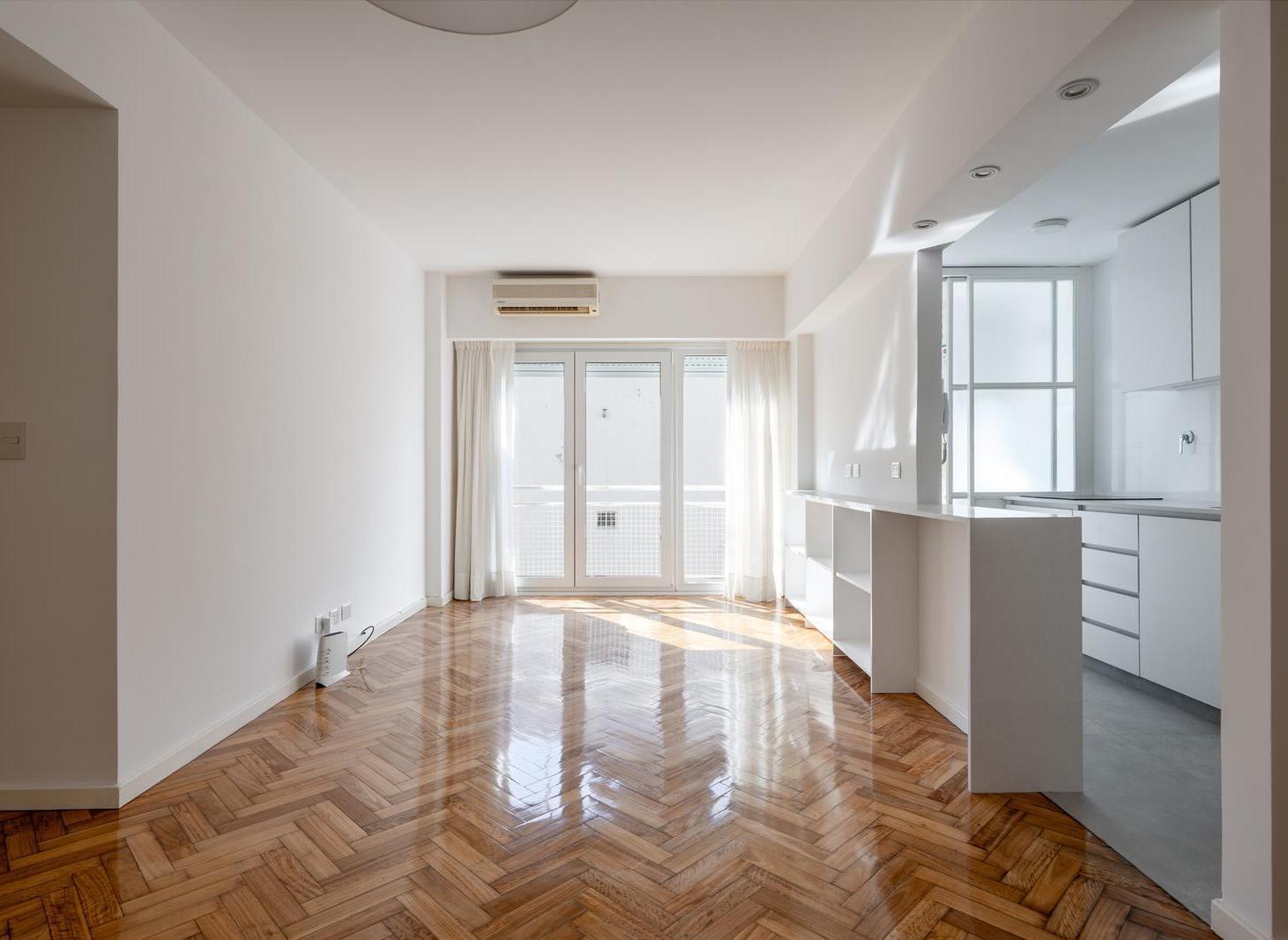 Venta Departamento 4 ambientes en Recoleta, esquina, muy luminoso, refacción premium, con cochera
