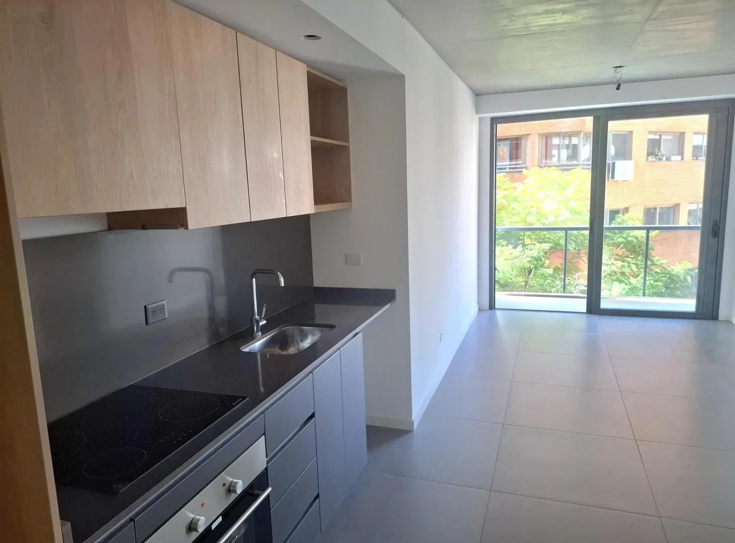 Departamento en Alquiler- 2 ambientes con balcón - en Nuñez 5
