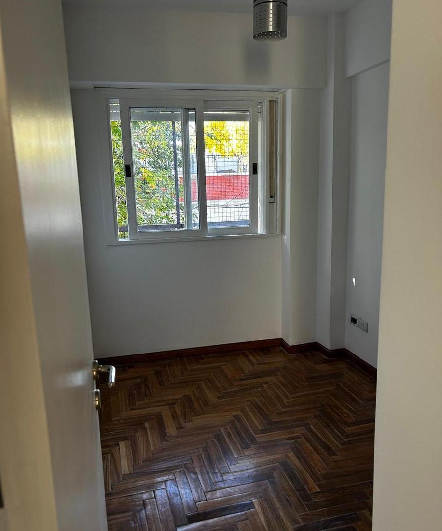 Foto de Venta Departamento 3 ambientes con balcón enColegiales, imagen 4