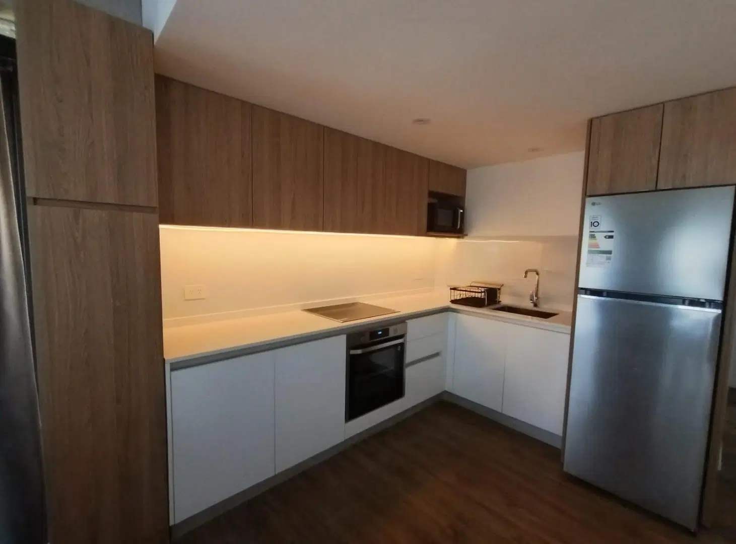 Alquiler - Departamento 2 ambientes totalmente amoblado y equipado con cochera - Quartier del bajo 2