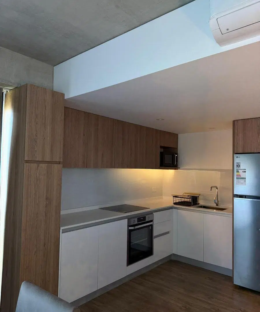 Alquiler - Departamento 2 ambientes totalmente amoblado y equipado con cochera - Quartier del bajo 3