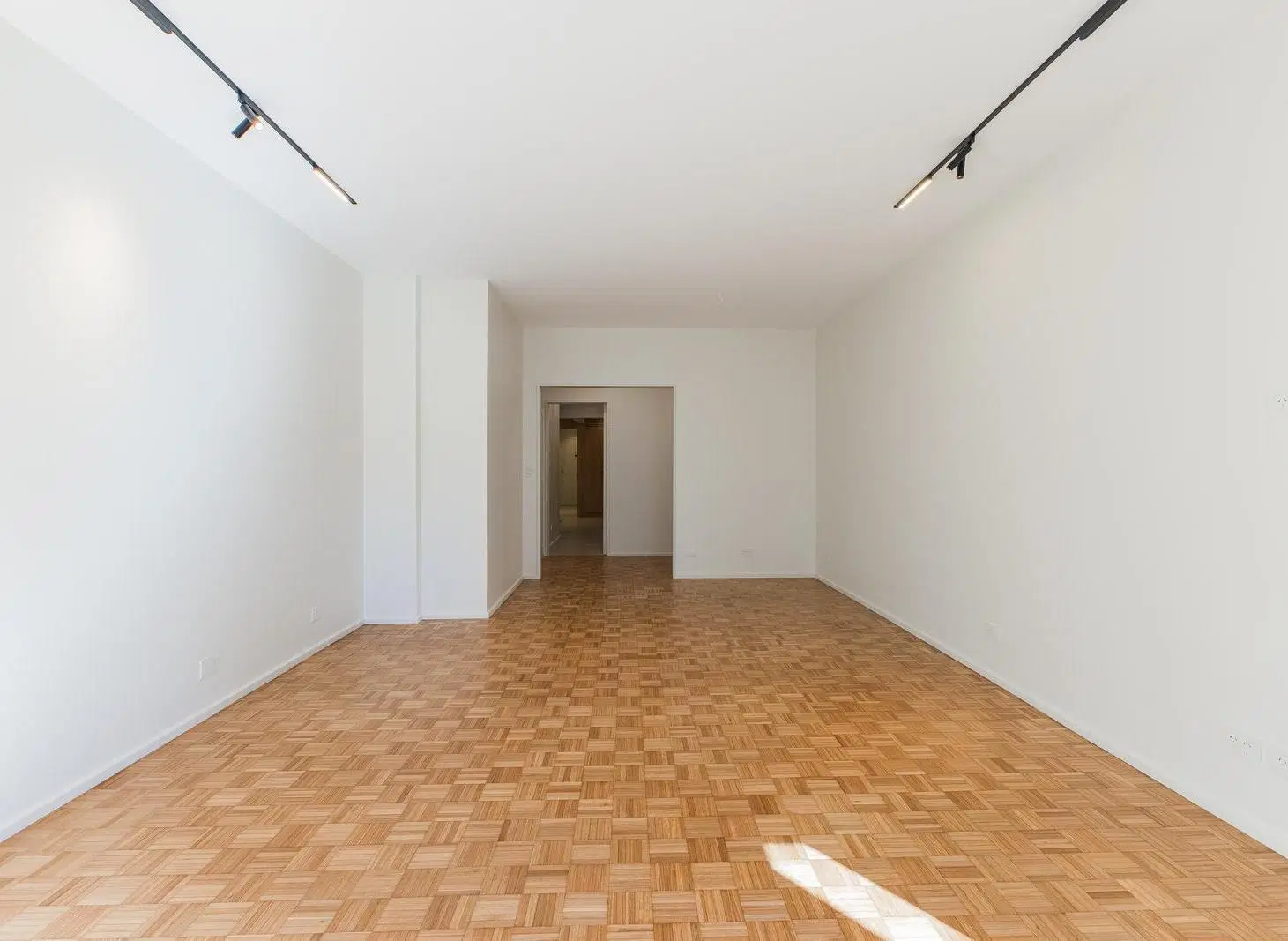 Departamento en Venta, 4 ambientes, 3 dormitorios, dependencia, cochera fija, en Recoleta 4