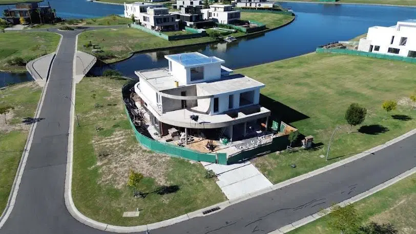 Excelente Casa en Barrio los Puentes, Nordelta 4