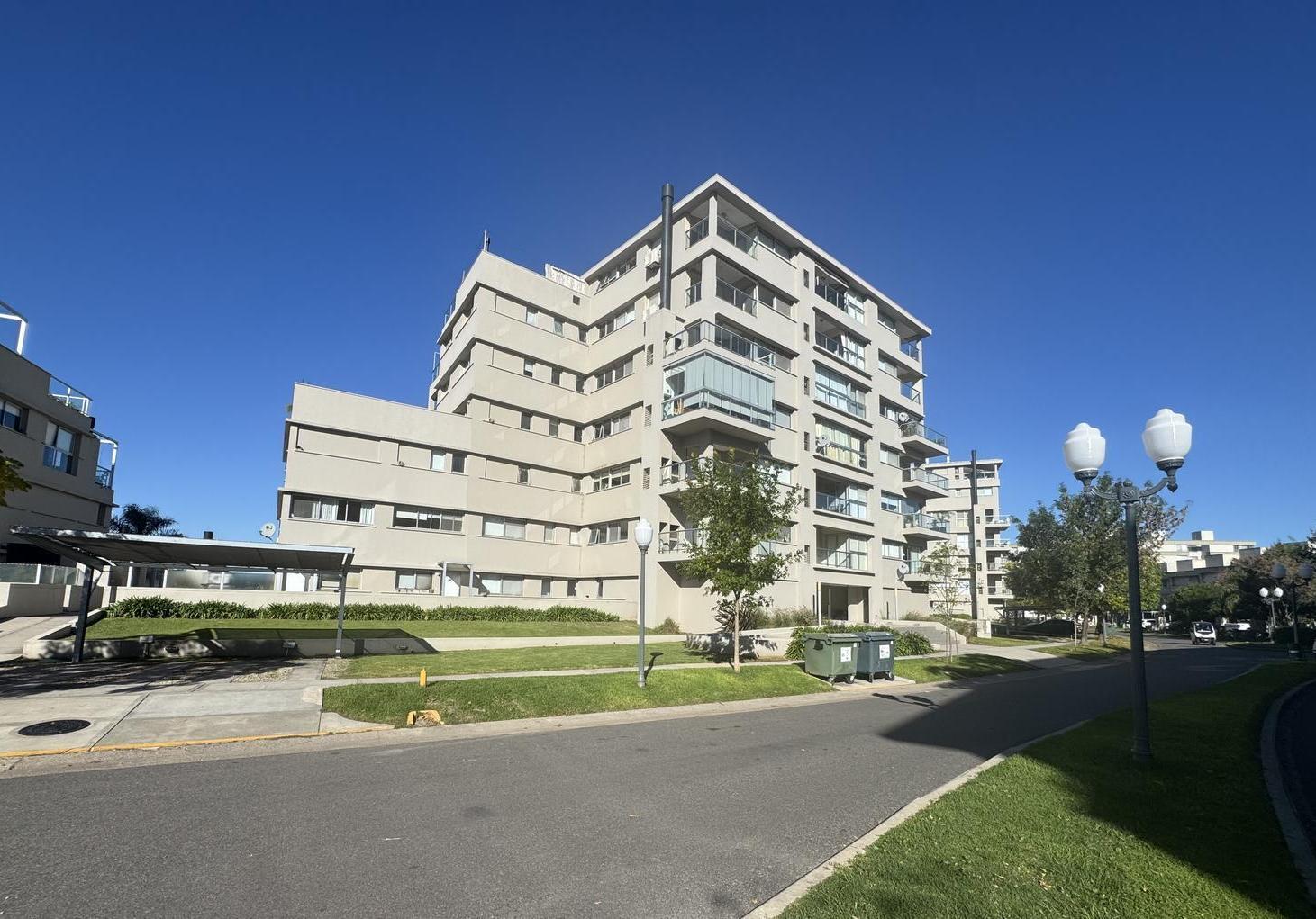 Venta Departamento 2 ambientes con cochera en Barrio Portezuelo, Nordelta