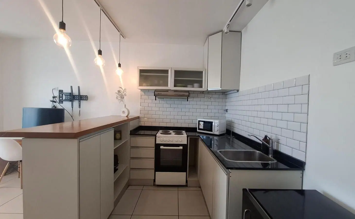 Alquiler amoblado Departamento monoambiente con balcón y vista abierta en Belgrano C 2