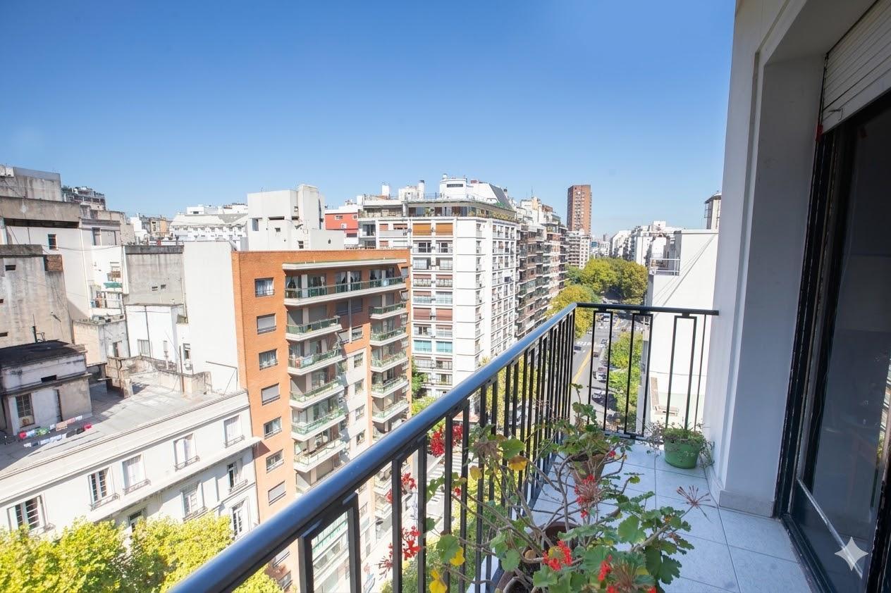 Venta Departamento con terraza y 4 ambientes en plena Recoleta
