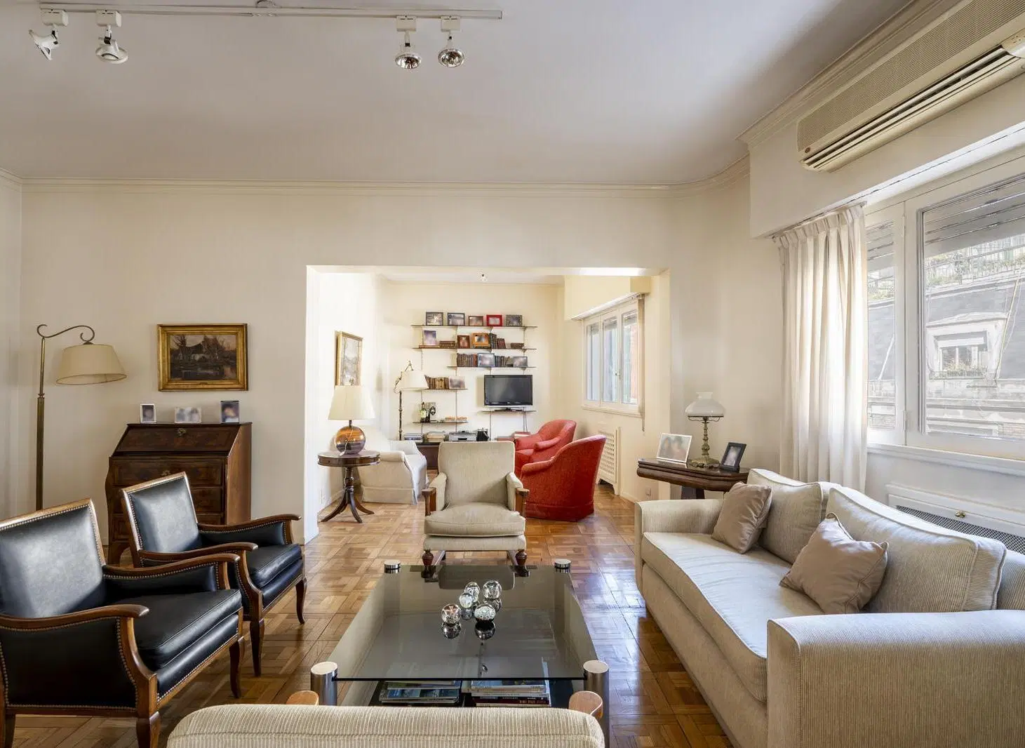 Venta Departamento 8 ambientes, 4 dormitorios, en Recoleta 3
