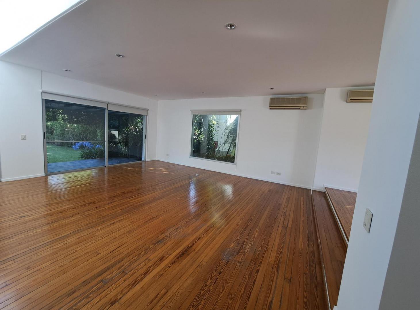 Foto de Alquiler Casa en La Horqueta Barrio Privado 4 dormitorios escritorio, imagen 2