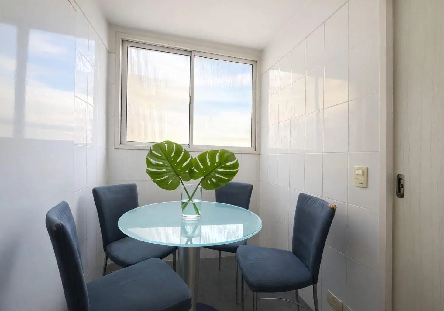 RECOLETA \ VENTA 3 AMBIENTES + DEPENDENCIA CON BALCON TERRAZA Y COCHERA 3